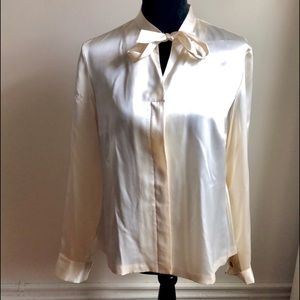 Vintage Silk Cream White Button Down w Pussy Bow